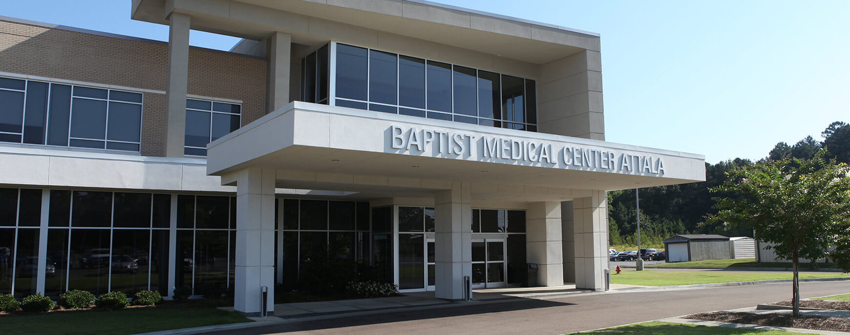 Baptist Medical Center Attala main entrance and building exterior in Kosciusko, Mississippi